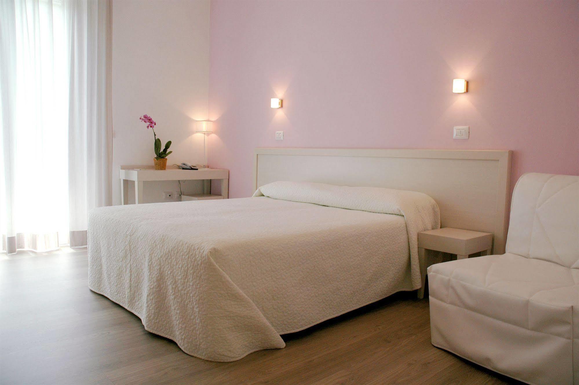 Maree Hotel Cesenatico Kültér fotó
